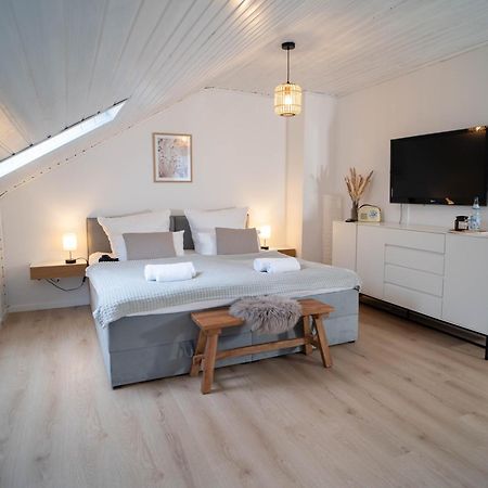 Charmantes Apartment Mit Balkon Миндельхайм Экстерьер фото